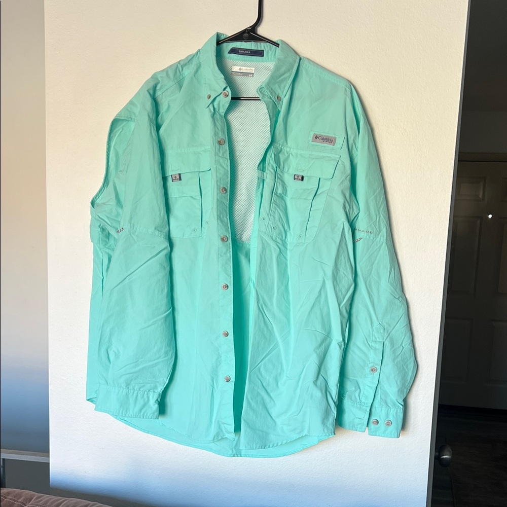 Columbia Aqua Long Sleeve Shirt